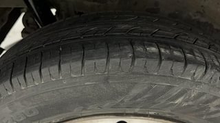 Used 2011 Maruti Suzuki Wagon R 1.0 [2010-2019] LXi Petrol Manual tyres RIGHT REAR TYRE TREAD VIEW