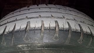 Used 2017 Hyundai Elite i20 [2014-2018] Sportz 1.2 Petrol Manual tyres RIGHT REAR TYRE TREAD VIEW