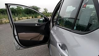 Used 2015 Hyundai Xcent [2014-2017] S (O) Petrol Petrol Manual interior LEFT FRONT DOOR OPEN VIEW