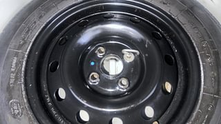 Used 2017 Maruti Suzuki Swift [2011-2017] VXi Petrol Manual tyres SPARE TYRE VIEW