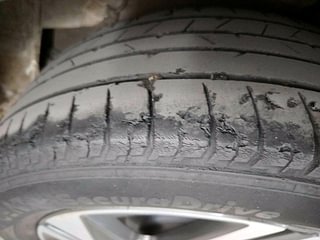 Used 2020 Hyundai New i20 Asta (O) 1.5 MT Diesel Manual tyres LEFT REAR TYRE TREAD VIEW