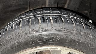 Used 2014 Hyundai Grand i10 [2013-2017] Asta 1.2 Kappa VTVT Petrol Manual tyres LEFT REAR TYRE TREAD VIEW
