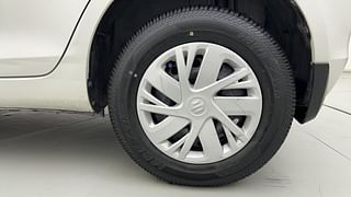Used 2017 Maruti Suzuki Swift [2011-2017] VDi Diesel Manual tyres LEFT REAR TYRE RIM VIEW