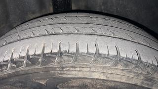 Used 2015 Volkswagen Polo [2015-2019] Trendline 1.2L (P) Petrol Manual tyres RIGHT REAR TYRE TREAD VIEW