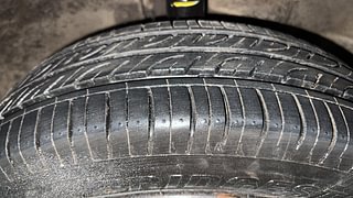 Used 2011 Maruti Suzuki Wagon R 1.0 [2010-2019] VXi Petrol Manual tyres RIGHT FRONT TYRE TREAD VIEW