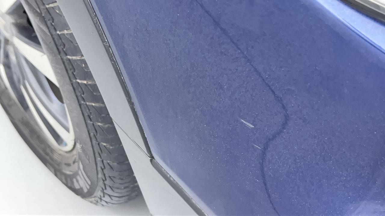 Used 2018 Maruti Suzuki S-Cross [2017-2020] Zeta 1.3 Diesel Manual dents MINOR SCRATCH