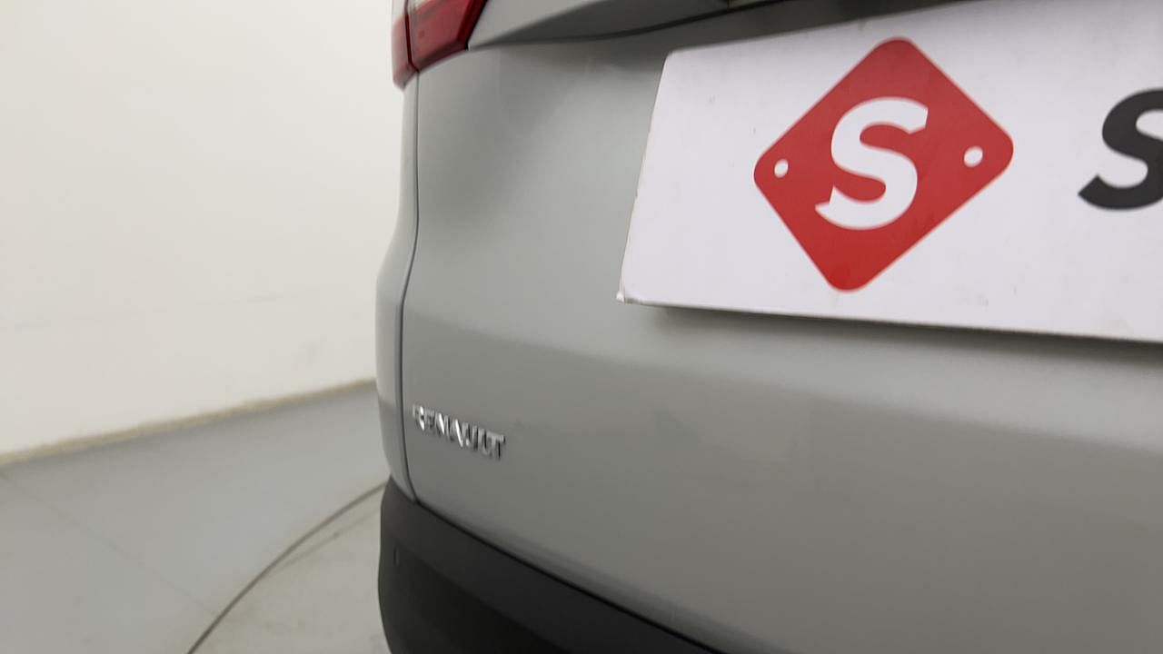 Used 2019 Renault Triber RXT Petrol Manual dents MINOR SCRATCH