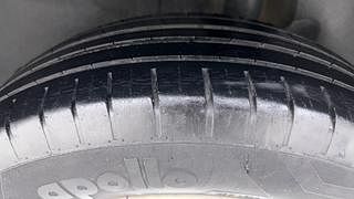 Used 2018 Maruti Suzuki Swift [2017-2021] ZXi AMT Petrol Automatic tyres LEFT REAR TYRE TREAD VIEW