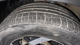 Used 2020 Hyundai Venue [2019-2022] SX 1.0  Turbo iMT Petrol Manual tyres LEFT FRONT TYRE TREAD VIEW
