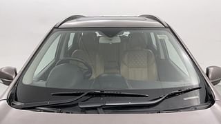 Used 2018 Mahindra XUV500 [2018-2020] W11 Diesel Manual exterior FRONT WINDSHIELD VIEW