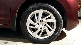 Used 2016 Honda Jazz V CVT Petrol Automatic tyres RIGHT FRONT TYRE RIM VIEW