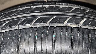 Used 2014 Maruti Suzuki Ritz [2012-2017] Vxi Petrol Manual tyres LEFT FRONT TYRE TREAD VIEW