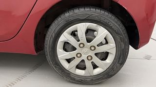Used 2014 Hyundai Eon Magna 1.0l Petrol MT Petrol Manual tyres LEFT REAR TYRE RIM VIEW