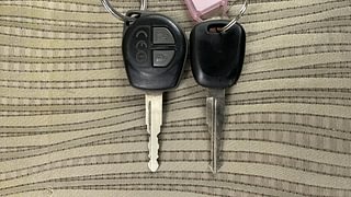 Used 2018 Maruti Suzuki Dzire [2017-2020] VDi AMT Diesel Automatic extra CAR KEY VIEW