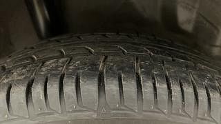 Used 2014 Honda Amaze [2013-2016] 1.2 S i-VTEC Petrol Manual tyres RIGHT REAR TYRE TREAD VIEW