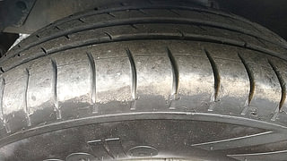 Used 2012 Hyundai i20 [2010-2012] Era 1.2 Petrol Manual tyres LEFT FRONT TYRE TREAD VIEW