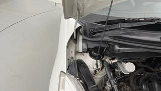 Used 2013 Maruti Suzuki Swift [2011-2017] VXi Petrol Manual engine ENGINE RIGHT SIDE HINGE & APRON VIEW