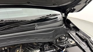 Used 2019 Kia Seltos [2019-2020] GTX Petrol Manual engine ENGINE LEFT SIDE HINGE & APRON VIEW