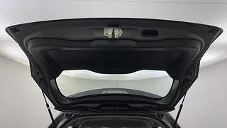 Used 2018 Maruti Suzuki Vitara Brezza [2016-2020] VDi (O) Diesel Manual interior DICKY DOOR OPEN VIEW