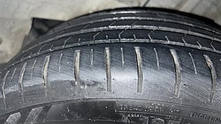 Used 2015 Hyundai Elite i20 [2014-2018] Asta 1.2 Petrol Manual tyres LEFT REAR TYRE TREAD VIEW