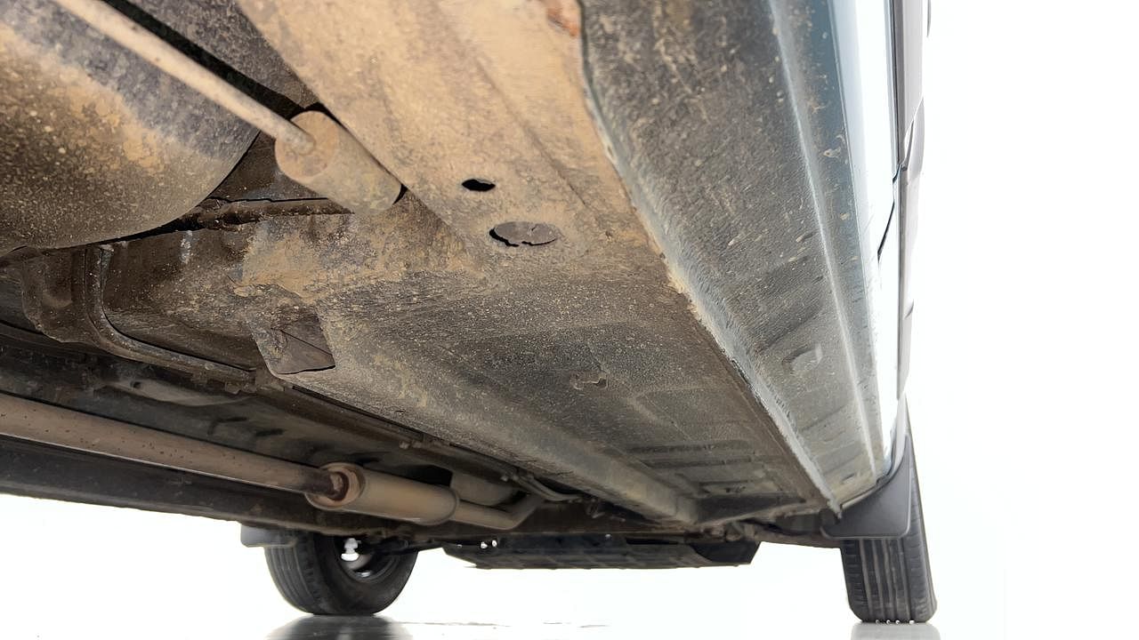 Used 2020 Renault Kwid 1.0 RXT Opt Petrol Manual extra REAR RIGHT UNDERBODY VIEW