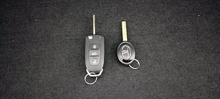 Used 2021 Tata Nexon XM S Petrol Petrol Manual extra CAR KEY VIEW