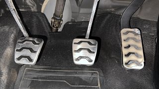 Used 2019 Kia Seltos [2019-2020] GTX Petrol Manual interior PEDALS VIEW