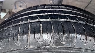 Used 2020 Hyundai Grand i10 [2017-2020] Sportz 1.2 Kappa VTVT Petrol Manual tyres RIGHT REAR TYRE TREAD VIEW