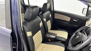 Used 2017 Maruti Suzuki Wagon R 1.0 [2015-2019] VXI+ AMT Petrol Automatic top_features Seat upholstery