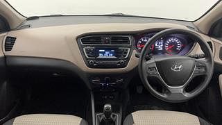Used 2018 Hyundai Elite i20 [2014-2018] Sportz 1.2 Petrol Manual interior DASHBOARD VIEW
