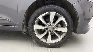 Used 2015 Hyundai Elite i20 [2014-2018] Sportz 1.2 (O) Petrol Manual tyres RIGHT FRONT TYRE RIM VIEW