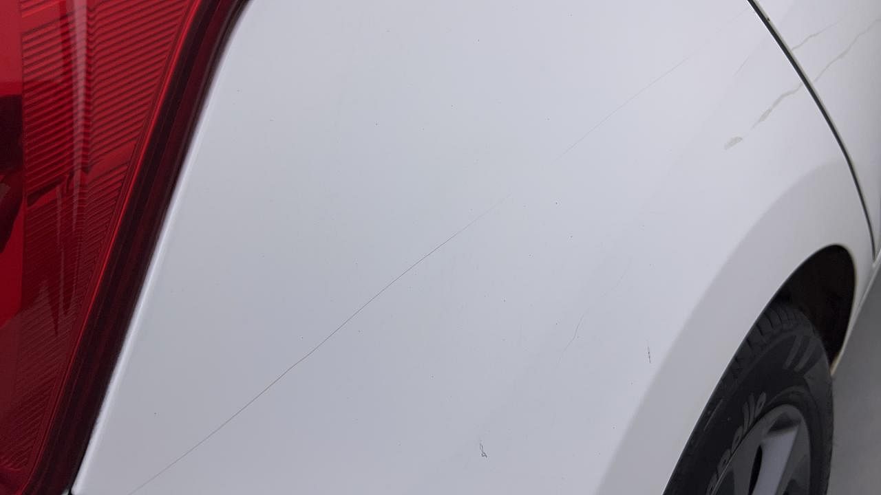 Used 2019 Hyundai Grand i10 [2017-2020] Sportz 1.2 Kappa VTVT Dual Tone Petrol Manual dents MINOR SCRATCH