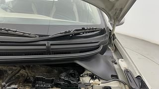 Used 2018 Hyundai Elite i20 [2017-2018] Magna Executive 1.2 Petrol Manual engine ENGINE LEFT SIDE HINGE & APRON VIEW