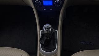 Used 2013 Hyundai Verna [2011-2015] Fluidic 1.6 CRDi SX Opt Diesel Manual interior GEAR  KNOB VIEW