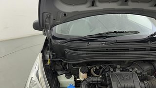 Used 2018 Hyundai Eon [2011-2018] Era + Petrol Manual engine ENGINE RIGHT SIDE HINGE & APRON VIEW