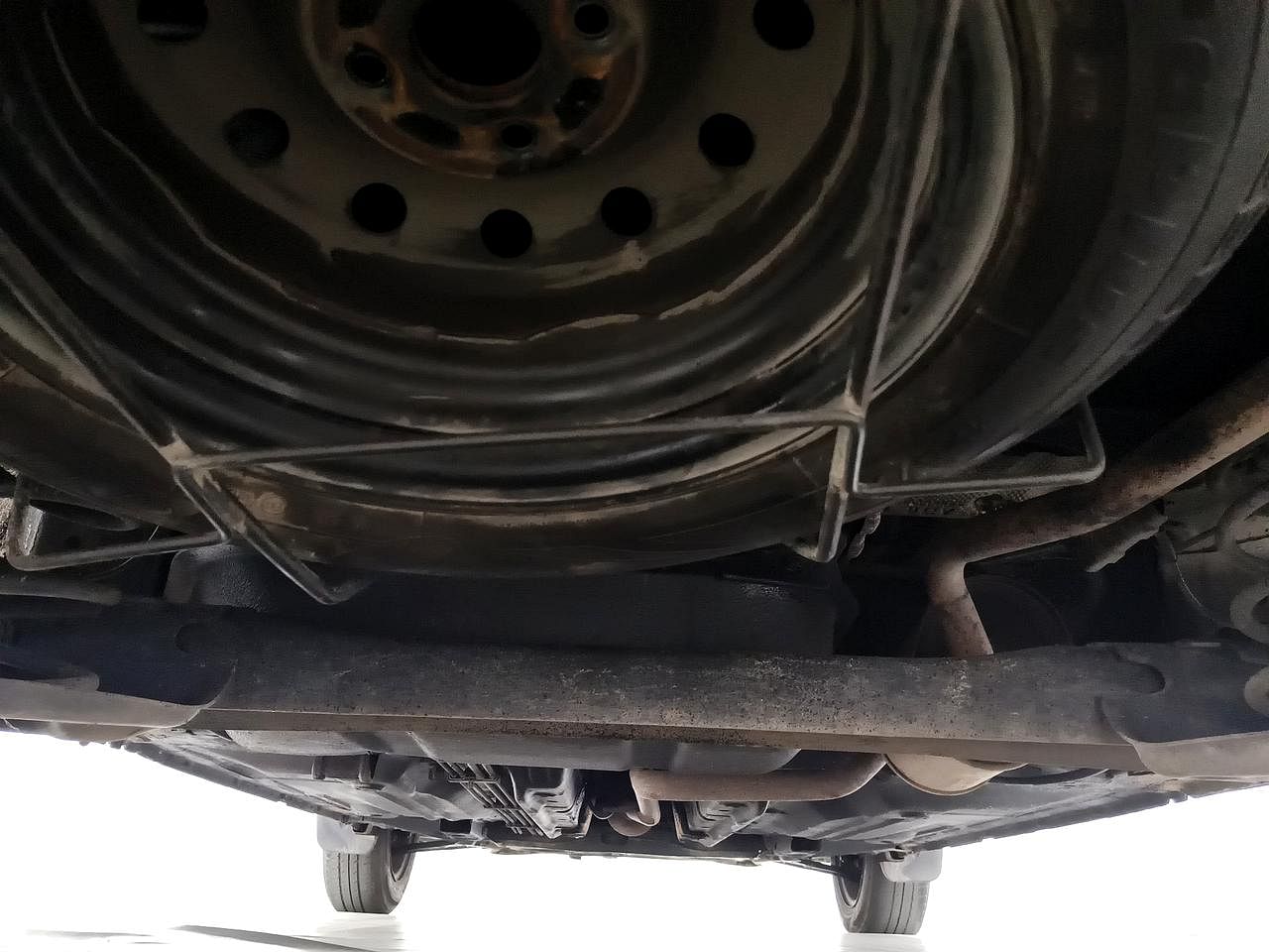 Used 2019 Datsun Go Plus [2019-2022] T Petrol Manual extra REAR UNDERBODY VIEW (TAKEN FROM REAR)