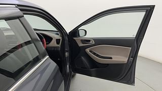 Used 2018 Hyundai Elite i20 [2018-2020] Magna Executive 1.2 Petrol Manual interior RIGHT FRONT DOOR OPEN VIEW