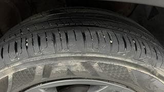 Used 2020 Hyundai Creta S Petrol Petrol Manual tyres RIGHT FRONT TYRE TREAD VIEW