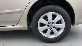 Used 2011 Toyota Corolla Altis [2008-2011] 1.8 G Petrol Manual tyres LEFT REAR TYRE RIM VIEW