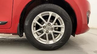 Used 2019 Maruti Suzuki Swift [2017-2021] ZXI Petrol Manual tyres RIGHT FRONT TYRE RIM VIEW