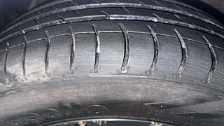 Used 2018 Hyundai Grand i10 [2017-2020] Sportz 1.2 Kappa VTVT Dual Tone Petrol Manual tyres LEFT FRONT TYRE TREAD VIEW