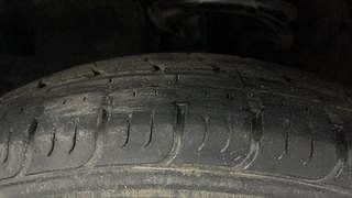 Used 2011 Hyundai i10 [2010-2016] Sportz 1.2 Petrol Petrol Manual tyres LEFT FRONT TYRE TREAD VIEW