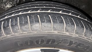 Used 2017 Honda WR-V [2017-2020] VX i-VTEC Petrol Manual tyres LEFT REAR TYRE TREAD VIEW