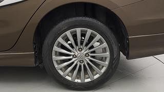 Used 2016 Maruti Suzuki Ciaz [2014-2017] ZXi+ RS Petrol Manual tyres LEFT REAR TYRE RIM VIEW