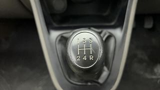 Used 2015 Hyundai i10 [2010-2016] Era Petrol Petrol Manual interior GEAR  KNOB VIEW
