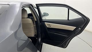 Used 2016 Toyota Corolla Altis [2014-2017] VL AT Petrol Petrol Automatic interior RIGHT REAR DOOR OPEN VIEW