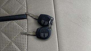 Used 2017 Maruti Suzuki Dzire [2017-2020] VXI AMT Petrol Automatic extra CAR KEY VIEW