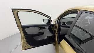Used 2020 Tata Altroz XZ 1.2 Petrol Manual interior LEFT FRONT DOOR OPEN VIEW