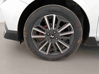 Used 2022 Hyundai i20 N Line N8 1.0 Turbo DCT Petrol Automatic tyres LEFT FRONT TYRE RIM VIEW
