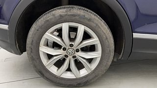 Used 2018 Volkswagen Tiguan [2017-2020] Highline TDI Diesel Automatic tyres RIGHT REAR TYRE RIM VIEW